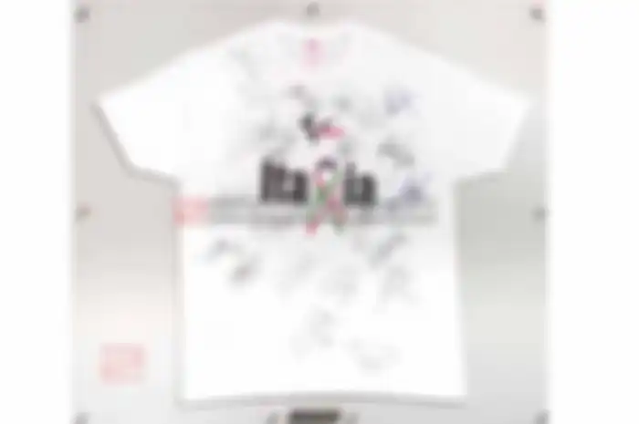 Dorna Sports, selaku event organizer MotoGP lelang kaos untuk korban gempa Italia yang terjadi pada Agustus lalu yang menewaskan 298 orang.