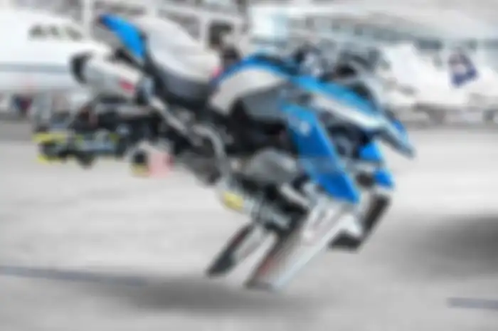Motor bisa terbang kayak pesawat? Mana mungkin!! Eittss.. mungkin saja itu visi ke depan pabrikan roda dua bikin motor terbang.