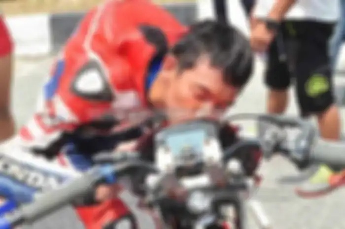 Di HDC Pekanbaru ini, Deri Irfandi ikut 3 kelas yakni HDC1, HDC2 dan HDC3.  Total ikut 5 race dengan masing-masing 16 lap. Jadi sehari itu, Deri Irfandi keliling lintasan sebanyak 90 lap. Pasti melelahkan. Terlebih  Pekanbaru dikenal sebagai kota yan