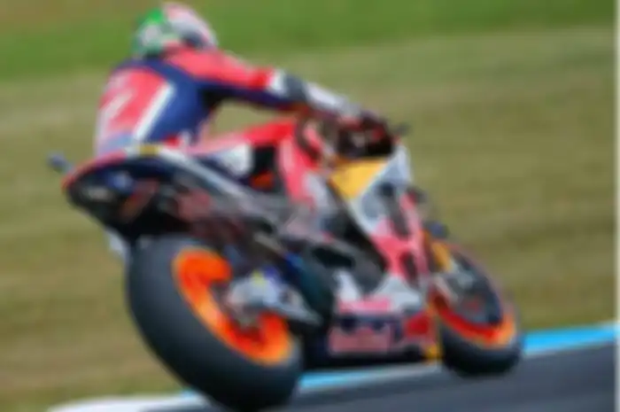 Nicky Hayden yang turun sebagai pembalap pengganti Dani Pedrosa yang sedang cidera, berhasil meraih waktu tercepat di Free Practice 4 MotoGP Australia yang berlangsung di sirkuit Philip Island, Sabtu