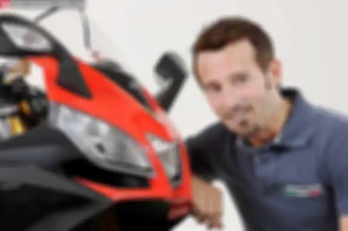 Max Biaggi selesaikan tiga hari tes bersama Aprilia di sirkuit Mugello, Italia, beberapa minggu lalu. Tes ini persiapan Aprilia yang berniat kembali ke MotoGP di tahun 2016.