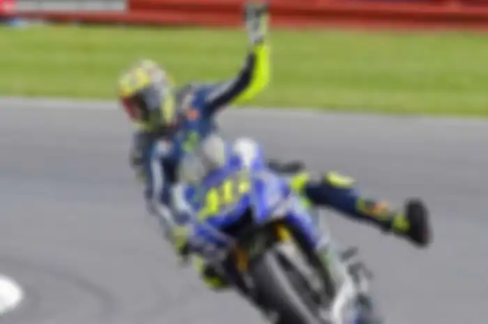 Valentino Rossi berhasil pecahkan rekor Alex Barros sebagai rider paling banyak start di ajang MotoGP. Rossi kini mencatatkan 246 start, mengalahkan Alex Barros yang pensiun dari MotoGP musim 2007 dengan catatan 245 start.
