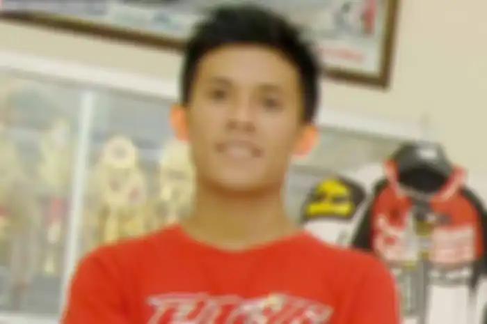 Mengisi kekosongan jadwal balapan selama Ramadhan ini, Denny Triyugo Laksono, rider andalan Astra Motor Racing Team (ART) fokus ke bidang lain. Tapi, bidang ini masih ada kaitannya dengan balap. Denny mau fokus sementara ini ngurus speed shop.