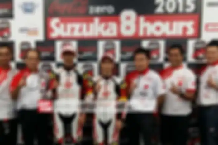 Ada prestasi lagi yang disumbangkan Aditya Pangestu dan Andi Gilang di Suzuka 4 Hours, Jepang, hari ini (25/6). Selain meraih podium runner up, pasangan pembalap Indonesia termuda di podium Suzuka 4 Hours Jepang