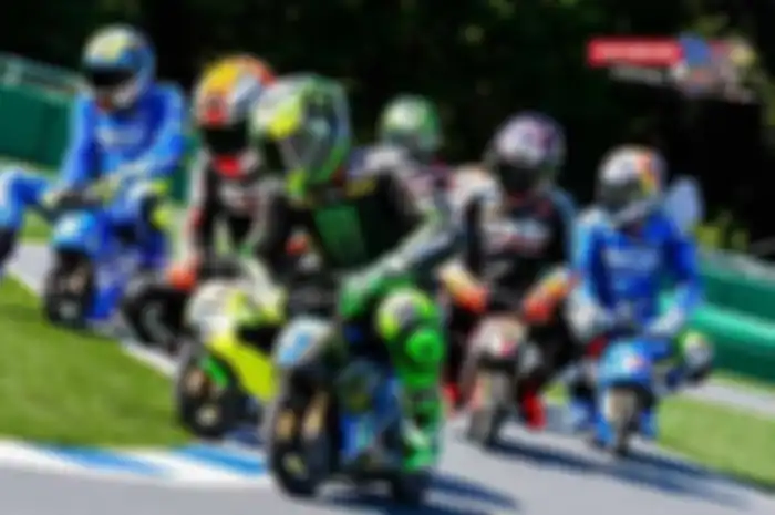 Ternyata enggak perlu lama, pembalap MotoGP sudah demam MiniGP yang jadi tulisan utama MOTOR Plus. Pasti mereka sering baca tabloid MOTOR Plus