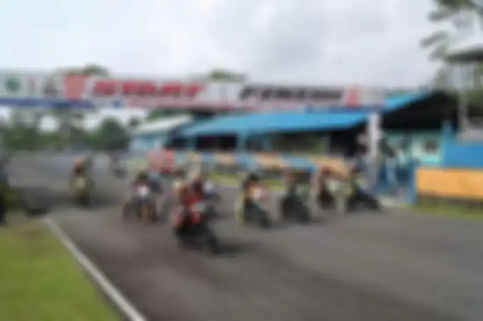 Putaran akhir alias final ajang balap motor Bukit Peusar Championship Sribayu Cup (BPCSC) 2016, berlangsung di sirkuit Bukit Peusar, Tasikmalaya, Jawa Barat, Minggu (6/11). Dalam gelaran road race Tasikmalaya ini yang diselenggarakan sebanyak 3 seri 