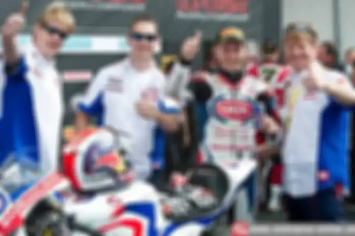 Kelewat percaya diri plus didukung performa motor yang lebih baik, ternyata memiliki peranan bagi Jonthan Rea saat membesut motor Honda dan mendominasi balap WSBK 2014 musim ini. Padahal di seri-seri sebelumnya, Rea hanya memenangkan satu race dalam 