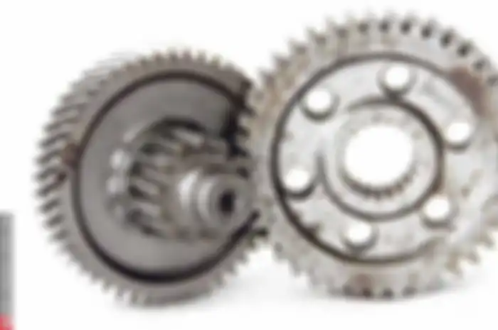 Banyak pelaku bore up skubek, khususnya di Yamaha Mio series (Soul, Nouvo Sporty, Z), geram dengar bagian CVT-nya berisik usai setelah ganti gear rasio (reduction gear) racing. Biasanya banyak yang mengganti dengan 41/14 mata. Gigi rasio standar Mio 