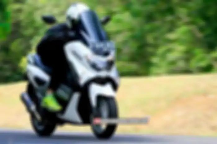 Karena penasaran ingin melihat potensi dari skubek yang menyandang penghargaan ‘Bike of The Year’ MOTOR Plus, Abidin San upgrade performa mesin NMAX miliknya. Riset Abidin San untuk Yamaha NMAX mengandalkan part-part high performance branded. Kebanya