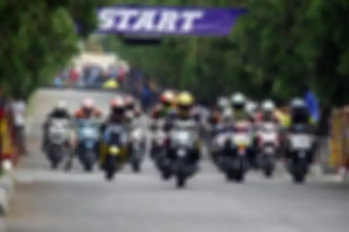 Balap motor bertajuk 40th Kapota Open Road Race 2016 Tribute To Drs. Haris Tommy berlangsung Minggu ini (28-29/5). Balap yang berlangsung di lintasan Yon Armed 9 Sadang, Purwakarta. Tercatat sebanyak 435 starter ikut meramaikan balap yang