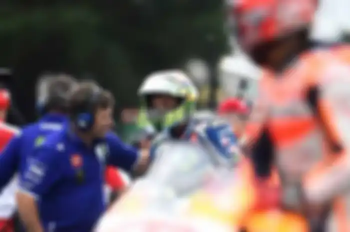 Valentino Rossi punya kenangan indah di sirkuit Silverstone, Inggris, yang akan jadi tempat seri XI MotoGP minggu ini (3/9-4/9). Ada alasan kenapa Valentino Rossi menyukai sirkuit Silverstone, Inggris