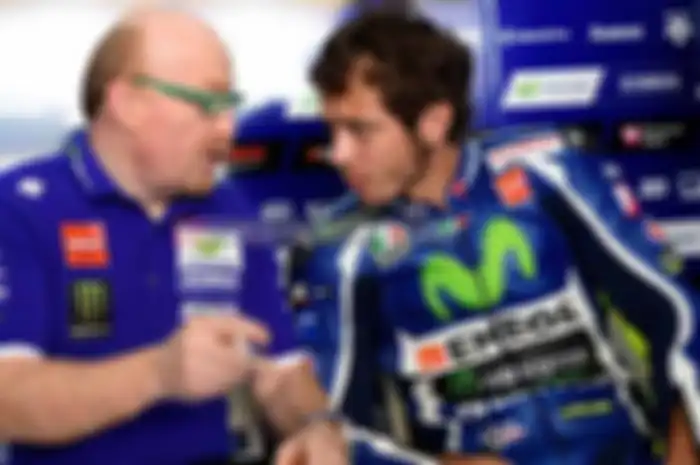 Jika dibandingkan dengan Jeremy Burgess, apa yang diberikan Silvano Galbusera pada Valentino Rossi sebagai chief mekanik memang belum ada apa-apanya