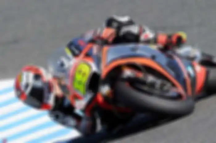 Di tes resmi MotoGP Jerez, tes gearbox seamless Aprilia sukses. Seamless gearbox jadi salah satu senjata andalan Aprilia untuk mengurangi ketertinggalannya dengan pabrikan lain.