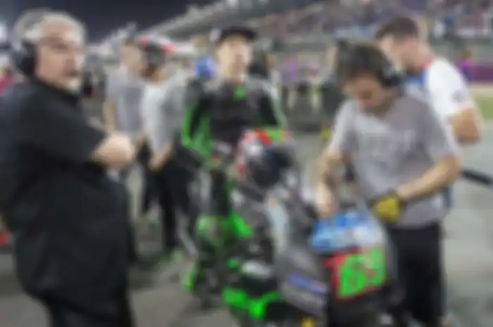 Tepat satu hari sebelum seri pertama MotoGP digelar di sirkuit Losail, Qatar, beberapa waktu lalu, tim balap Nicky Hayden ditinggal sponsor. Tim Aspar MotoGP ditinggal oleh sponsor utamanya Drive M7.