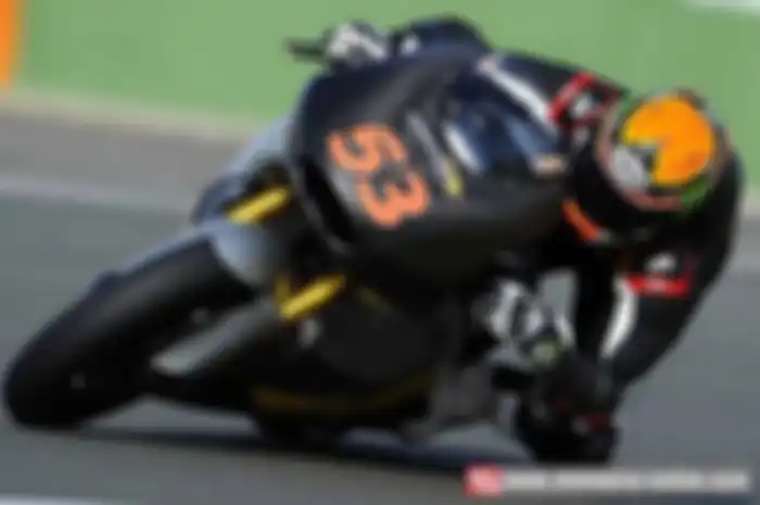 Kepercayaan diri pembalap tim Marc VDS Racing, rupanya semakin memuncak. Jika Mika Kallio berhasil meraih lap tercepat di hari pertama sesi tes resmi pra musim Moto2 di Valencia (11/2), pada Rabu kemarin (12/2), giliran Esteve Rabat melakukannya.