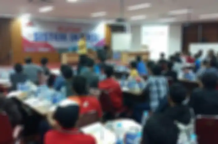 Training sistem injeksi yg digelar PT Trimentari Niaga, pabrikan CDI dan ECU Juken merek BRT, berlangsung di gedung Pusat Inovasi LIPI di Cibinong, Jawa Barat, Jumat-Sabtu ini (18-19/9). Training injeksi dari BRT asyik banget. Training injeksi dari B