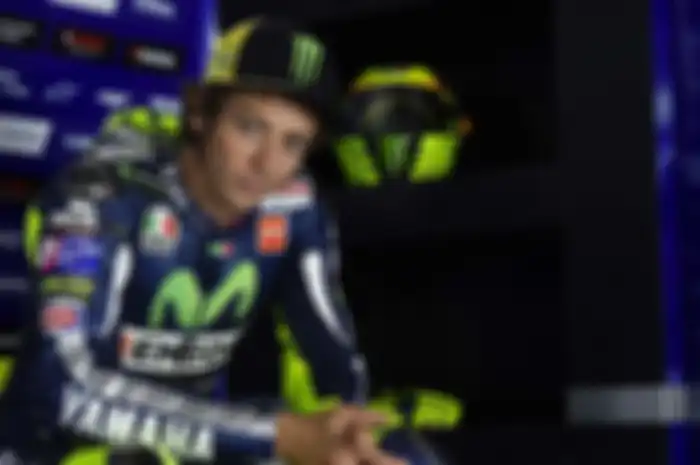 Hari ini di sirkuit Sepang, Malaysia (4/2) Valentino Rossi kasih tanda ancaman kepada rival-rivalnya, Jorge Lorenzo, Marc Marquez, dan Dani Pedrosa. Fakta ini bisa dilihat dari tes pra musim MotoGP di Sepang yang dimulai hari ini.