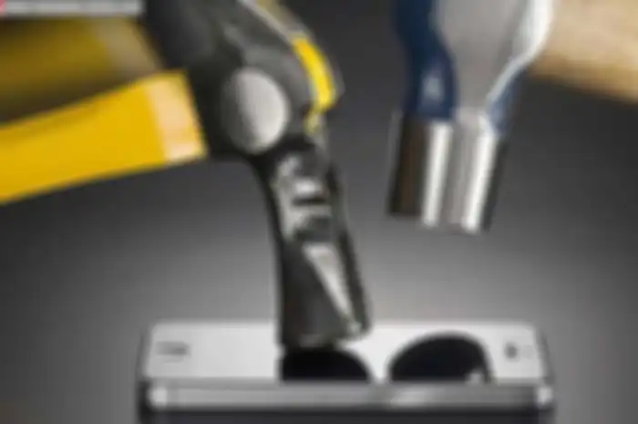 Perlindungan layar, jadi prioritas utama dalam keamanan gadget. Itu lantaran di setiap kecelakaan, seringkali meninggalkan goresan. Terlebih bagi yang aplikasi gadget touch screen.