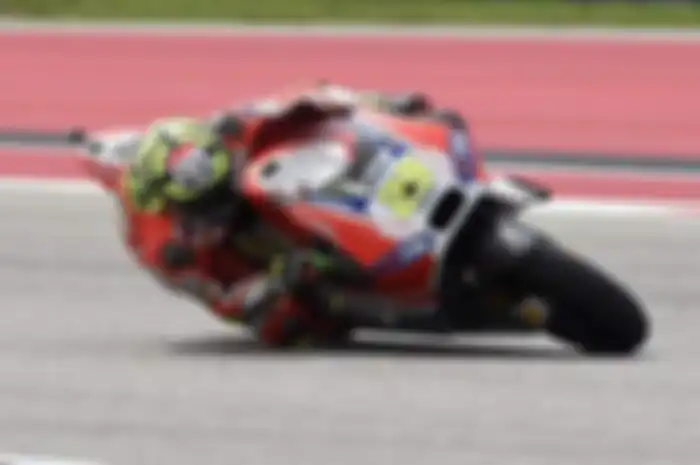 Rider tim Ducati, Andrea Iannone menutup sesi latihan bebas keempat MotoGP Jerez 2015 sebagai yang tercepat. Mengungguli Jorge Lorenzo yang menguasai tiga sesi latihan bebas sebelumnya. Rekan setim Iannone, Andrea Dovizioso melengkapi posisi tiga bes