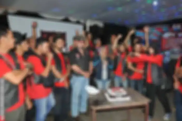 Beberapa minggu lalu (28/2) jadi hari yang spesial buat Motor Antique Club Indonesia (MACI) chapter Depok. Tanggal 28 Februari Anniversary MACI Depok ke-23. Anniversary MACI Depok ke-23 digelar di sebuah café di kawasan Depok, Jawa