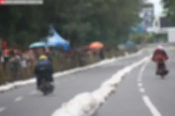 Aryanti Dewi (AD) nama calon legislatif DPRRI untuk pemilu 2014. AD mengikuti daerah pemilihan lima atau wilayah Surakarta. Namun, sedikit berbeda cara AD dalam bersosialisasi.