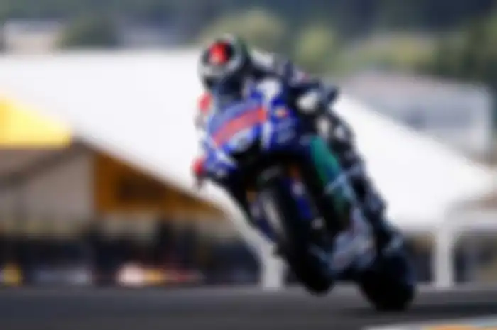 Seri ke-5 MotoGP bertajuk Monster Energy Grand Prix de France berlangsung hari ini (17/5) di sirkuit Le Mans, Prancis. Hasil lomba MotoGP Le Mans Prancis mengeluarkan Prancis sebagai pemenang. Podium ke-2 ditempati pembalap asal tim