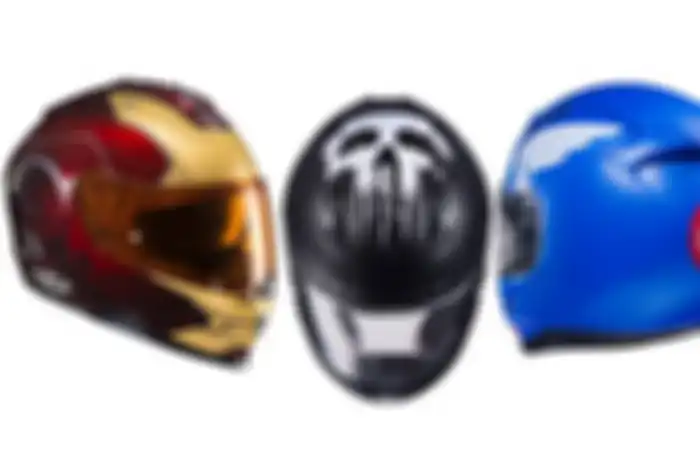 Setelah heboh dengan berita putus kontrak bersama Jorge Lorenzo, pabrikan helm asal Korea HJC keluarkan produk anyar. Kali ini bukan livery pembalap yang jadi jagoan. Tapi, HJC bikin helm ala superhero.