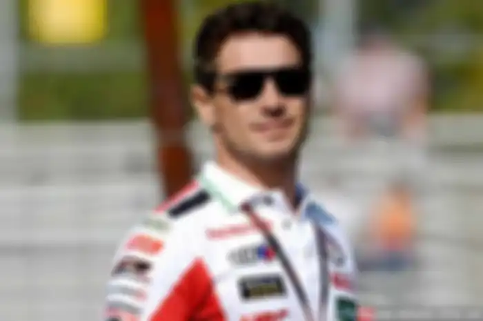 Lucio Cechinello mulai balap di GP125 musim 1993. Musim 1996 ia membentuk tim bernama Lucio Checinello Racing alias LCR.  Dengan LCR dia balap sampai memutuskan pensiun di akhir 2003.