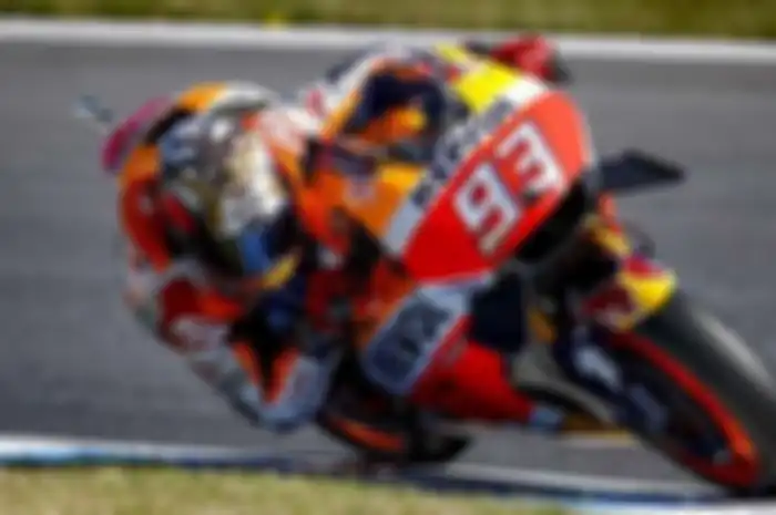 Marc Marquez juara dunia MotoGP 2016 setelah memenangkan seri Motegi, Jepang yang berlangsung siang ini (16/10). Marc Marquez juara dunia MotoGP 2016 setelah Valentino Rossi Jorge Lorenzo terjatuh dan tidak bisa melanjutkan lomba.