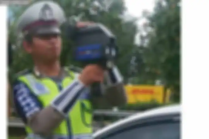 Kecepatan unsur utama kecelakaan lalu lintas yang berpotensi mengakibatkan korban luka berat dan fatal seperti kematian. Kecepatan menjadi tidak terkendali tatkala tidak diimbangi dengan infrastruktur memadai, kompetensi pengemudi dan sistem pendukun