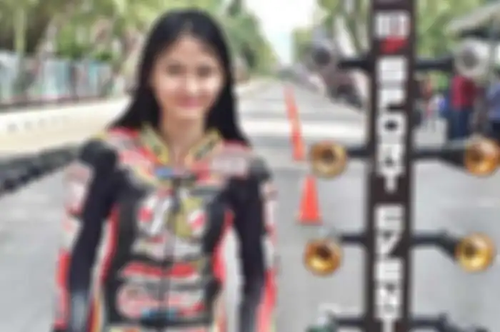 Kalau ada yang menaruh hati sama joki wanita yang punya nama asli Wiwi Pratiwi ini, siap-siap patah hati. Sebab, pembalap cantik ini ternyata sudah punya gandengan coy! Pembalap yang nengok dipanggil Wiwi Mungil punya gandengan yang enggak kalah kenc