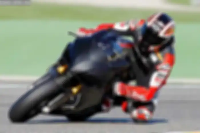 Aprilia berencana kembali ke MotoGP di tahun 2016. Bergabungnya Aprilia ke dalam Piaggio Group, membuat keuangan stabil dan siap turun penuh di kelas para raja.