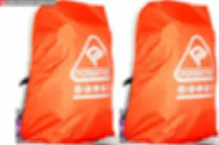 Kelebihan rain cover Forester ini sudah dilengkapi dengan bahan gore tech yang mampu melindungi tas dari rembesan air hujan. Modelnya yang dibuat fit bikin rain cover Forester pas dikenakan. Tersedia kelir merah dan hitam saja dengan harga yang ditaw