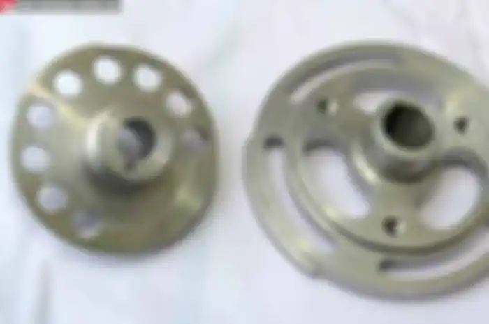 Di motor balap underbone 110 – 125 cc 4-tak, banyak pengapian yang dibikin total loss guna meningkatkan pengapian, power maupun akselerasi sejak putaran bawah.