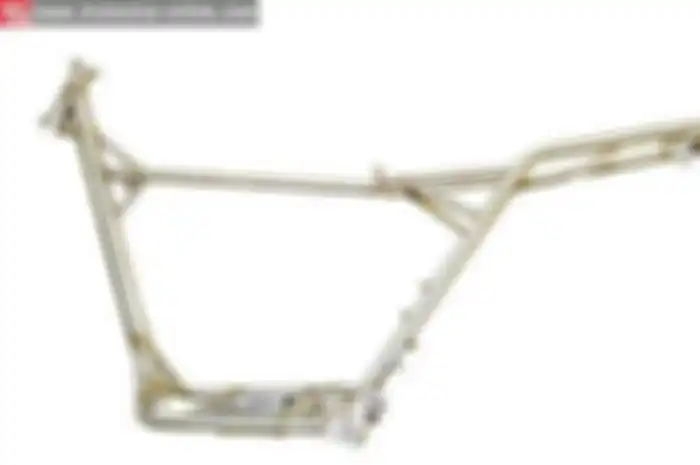 Sebelum regulasi drag bike ketat, sasis titanium ramai dibicarakan. Karena bobotnya lebih ringan jauh dibanding rangka stainles steel.