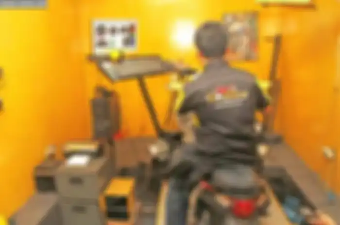 Sesuai janji Tim MOTOR Plus, uji Shell Advance masuk 5000 km yang bertajuk Shell Advance Riding Experience 5.000 km, akhirnya memasuki jarak tempuh 5.000 km. Dibanding dua tahap pengetesan sebelumnya, yakni 0-2.500 km dan 2.500-5.000 km, di tahap akh