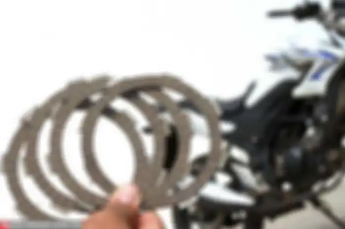 Ada pilihan kampas koplinge sport 150 cc. Pembesut motor Kawasaki KLX 150 dan D-Tracker 150, yang kesulitan untuk mencari part seperti kampas koplingnya, bisa memakai kepunyaan Honda Tiger. Selain lebih murah, pemasangan kampas kopling ini tinggal pl