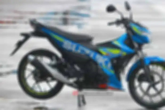 Suzuki All New Satria F150 injeksi baru dilaunching bulan lalu. Tim trainer teknis PT Suzuki Indomobile Sales (SIS), kasih tahu takaran ganti oli Suzuki Satria All New F150 injeksi. Agar enggak salah ukuran ganti oli Suzuki Satria All New F150 injeks