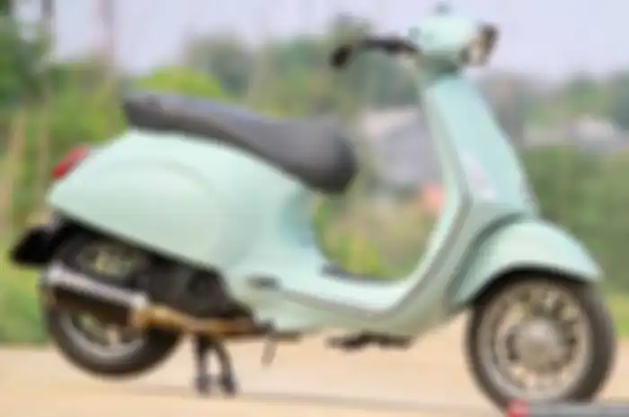 Menurut Iman Setiawan, performa akseleasi Vespa Sprint 150 3V i.e kurang nampol dan masih kalah dibanding matic Jepang. “Makanya sektor engine dibore up jadi sekitar 172 cc. Lumayan buat lari cepat untuk pemakaian harian,” ujar pemilik Sprint 150 3V 