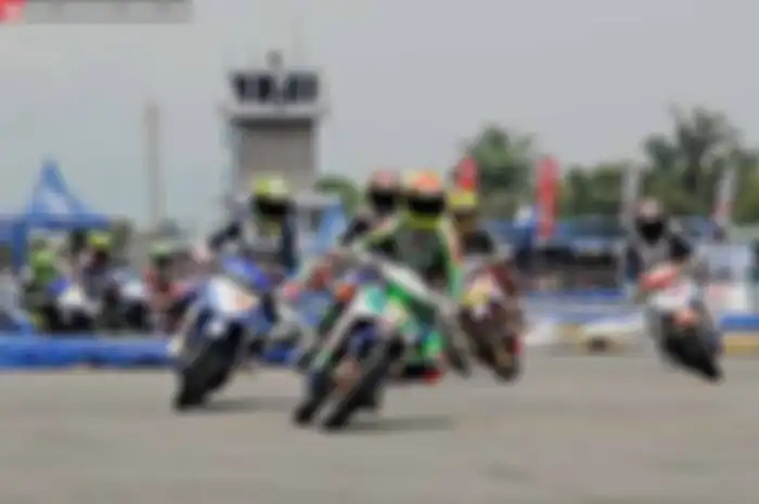 Safety di balap enggak perlu basa-basi. Keselamatan yang benar untuk pembalap, penonton, dan yang terlibat di race harus langsung dikasih contoh. Inilah yang dilakukan PT Yamaha Indonesia Motor Mfg untuk Yamaha Cup Race.
