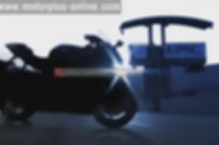 Nampaknya, Yamaha YZF-R6 terbaru akan launching Oktober ini. Jadi, motor ini tidak akan diluncurkan oleh Yamaha di Intermot yang sedang berlangsung. Sebab, di teaser video resmi yang diluncurkan Yamaha sudah dijelaskan tanggal pengungkapannya.