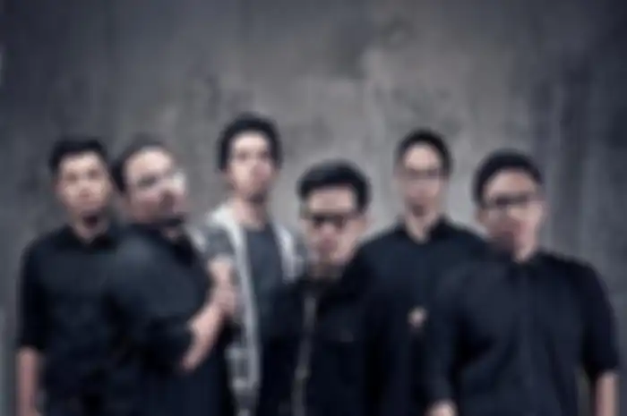 Divide Going Crazy di Single Downfall The Beginning
