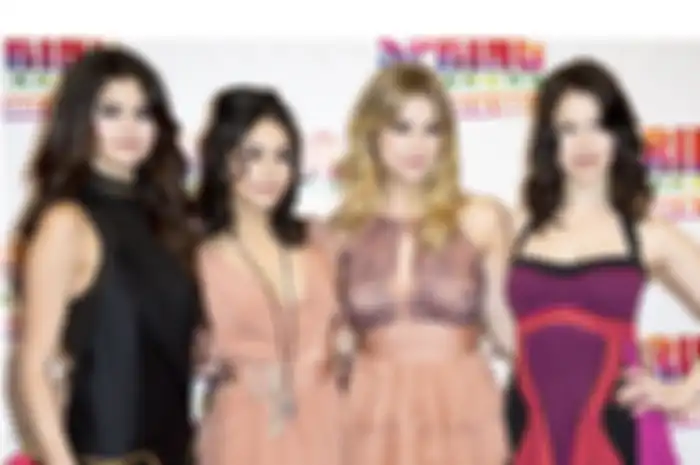 Selena Gomez Vanessa Hudgens Cerita Soal Peran Nakal