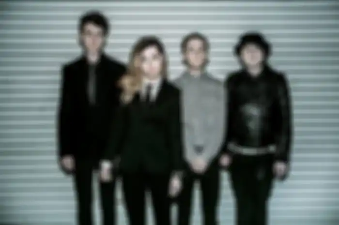 Echosmith Bawakan Let s Love Secara Akustik