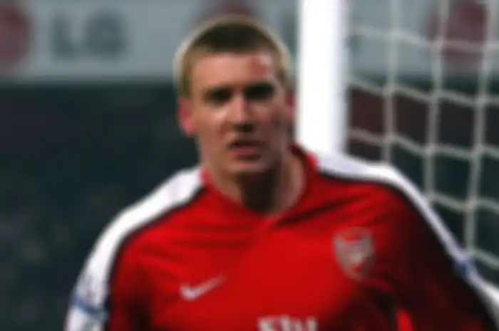 Arsenal Bantai Porto Di Emirates