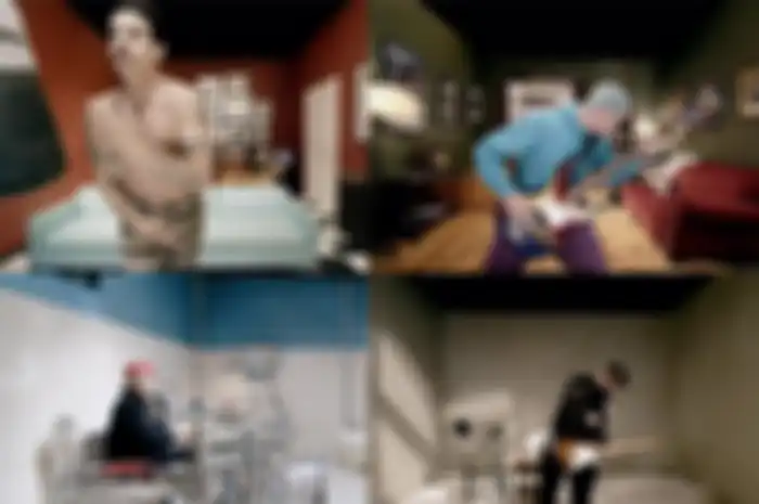 Red Hot Chili Peppers Rilis Video Look Around