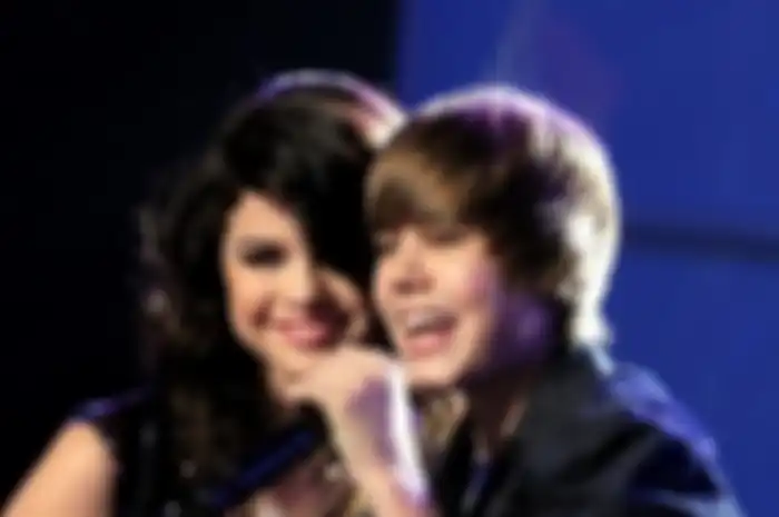 Selena Gomez Justin Bieber itu Adikku
