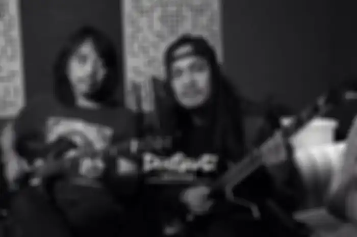 Stevi Item dan Dewa Budjana