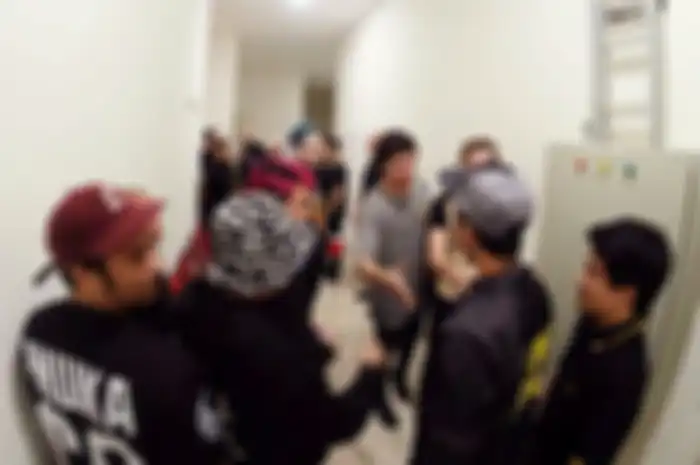 Pee Wee Gaskins ketemu 5SOS