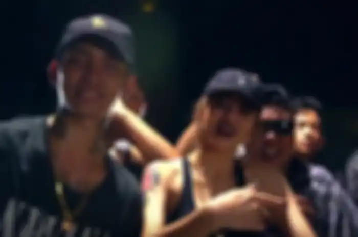 Young Lex feat. Awkarin